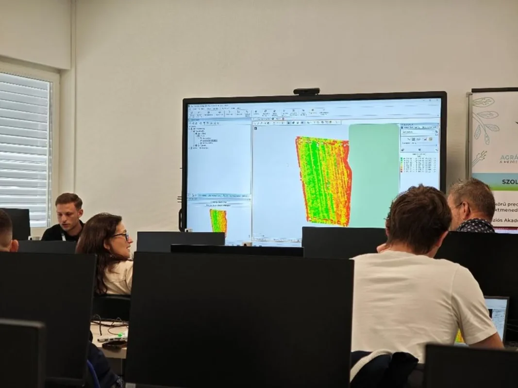 Precíziós képzés - Agrárközösség 4.0 - MATE beszámoló 03_min